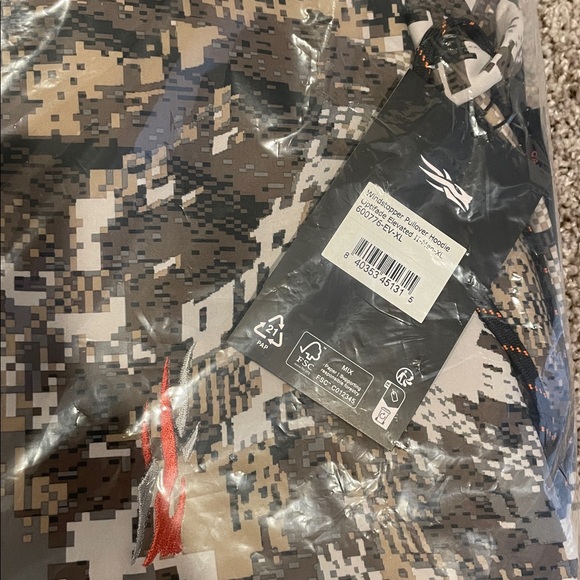 Sitka Gear Windstopper Pullover Hoodie - Picture 3 of 4